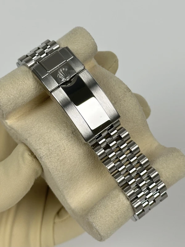 Rolex 40mm Steel 126720vtnr-0002 4