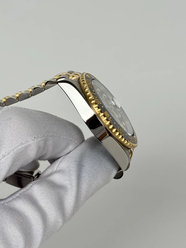 Rolex GMT Master II 40mm Steel and Yellow Gold 126713grnr-0001 3