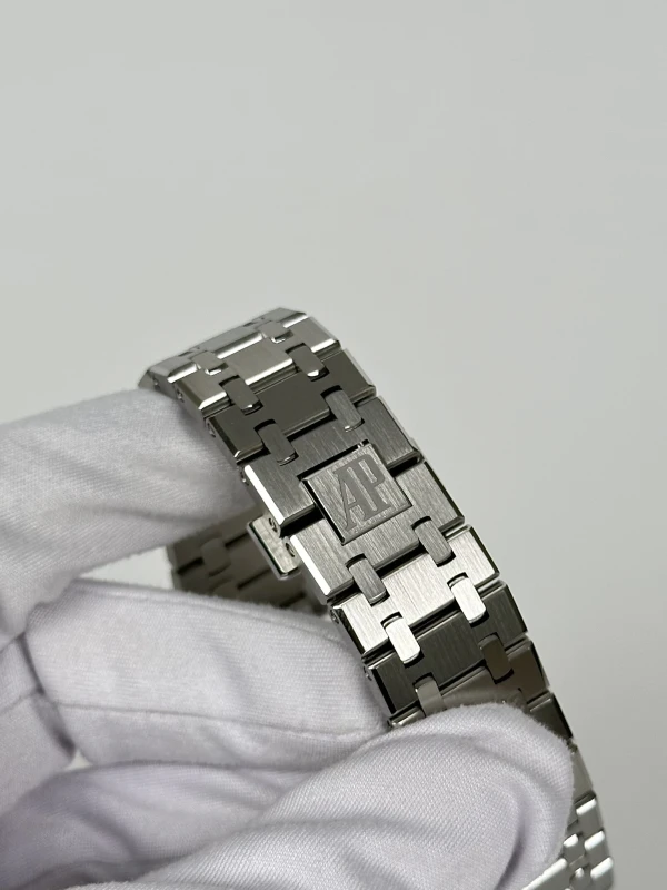 Audemars Piguet Chronograph 41 mm 26331ST.OO.1220ST.03 7