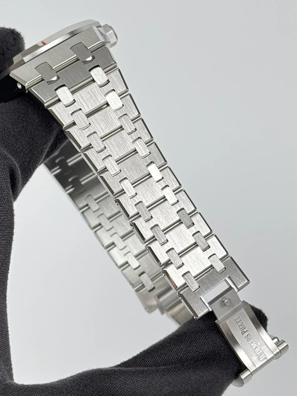 Audemars Piguet Selfwinding 37 mm 15450ST.OO.1256ST.01 7