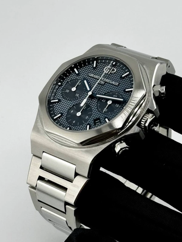 Girard Perregaux Chronograph 42 mm 81020-11-431-11A 5
