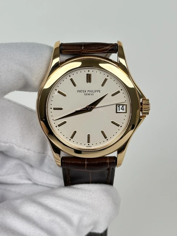 Patek Philippe 5107 5107R-001 2