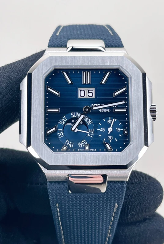Patek Philippe 5822P-001 5
