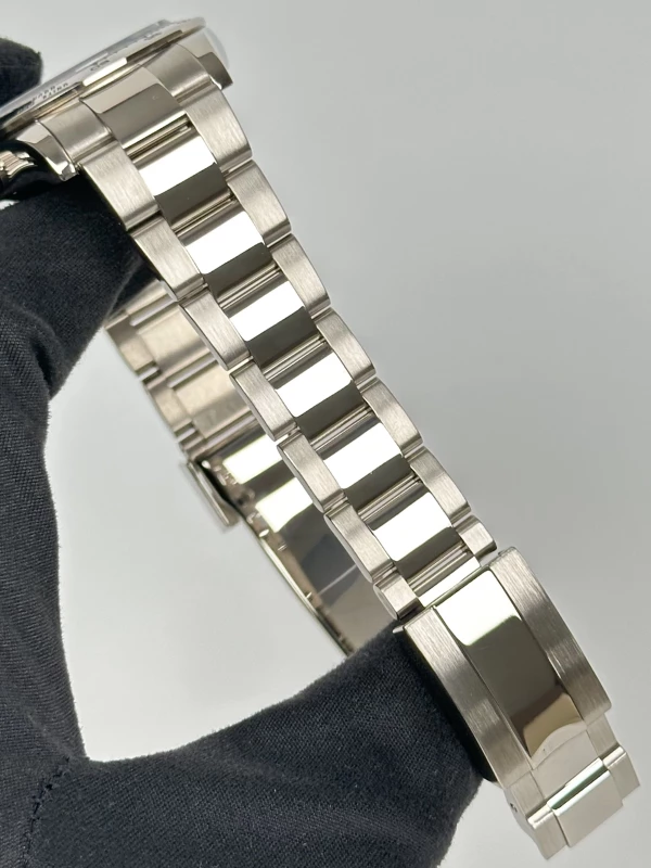 Rolex 40MM WHITE GOLD 116509-0071 5