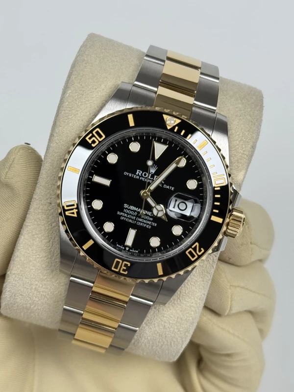 Rolex Date 41 mm Steel and Yellow Gold 126613ln-0002 4