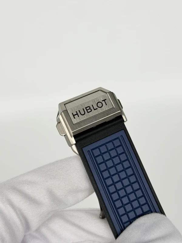 Hublot UNICO TITANIUM BLUE CERAMIC 821.NL.5170.RX 6