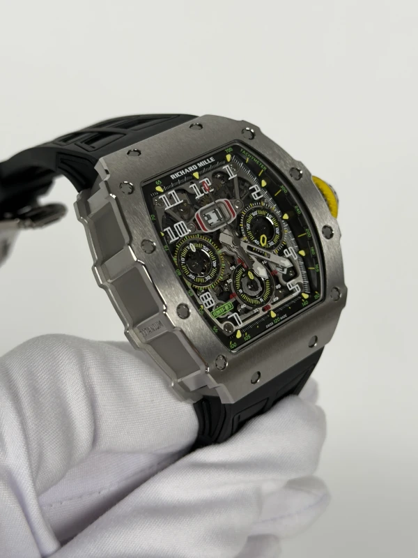 Richard Mille AUTOMATIC FLYBACK CHRONOGRAPH RM 11-03 3
