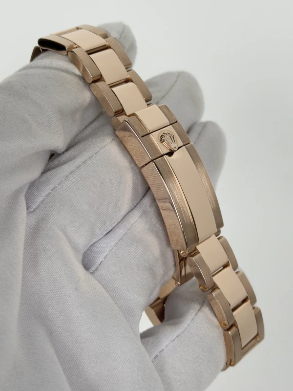 Rolex Cosmograph 40mm Everose Gold   116505-0015 4
