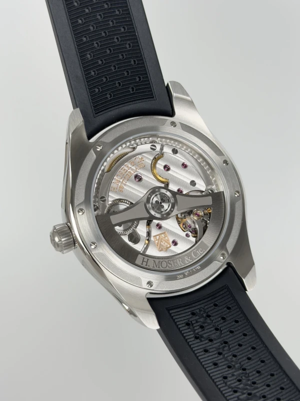 H. Moser & Cie 3200-1207 7