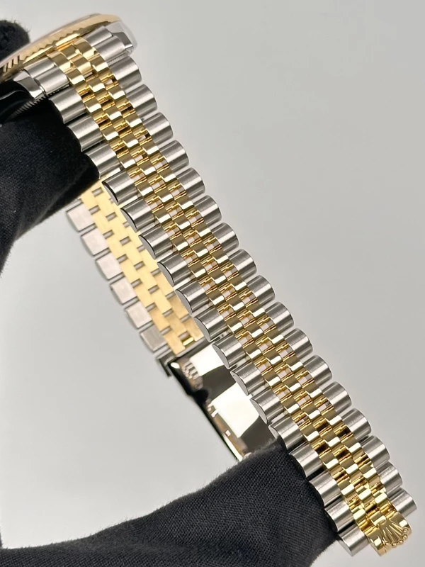 Rolex 31 mm, Oystersteel and yellow gold 278273-0016 5