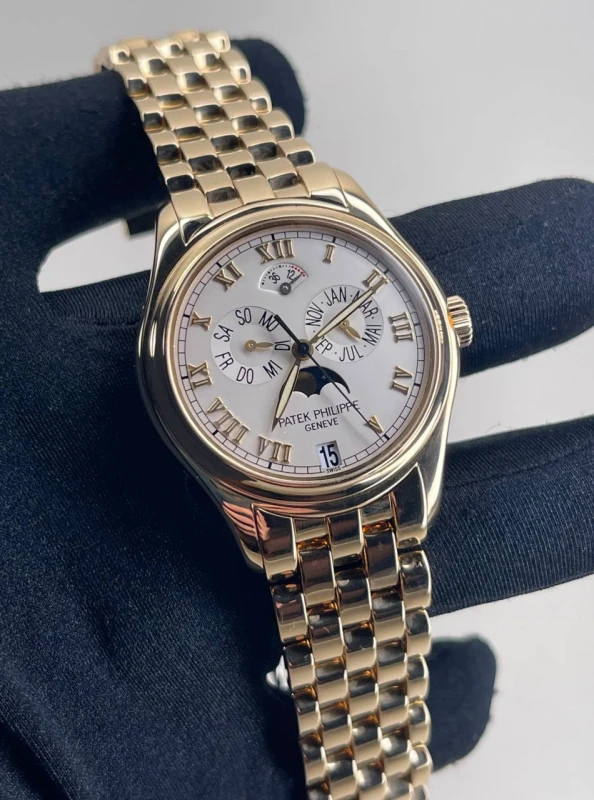 Patek Philippe Annual Calendar  5036 J 3