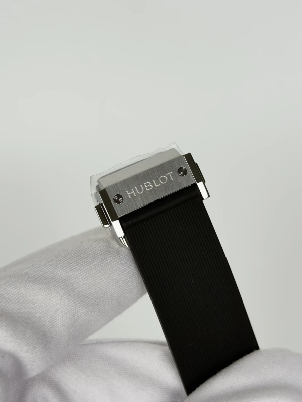 Hublot Steel Diamonds 361.SX.1270.RX.1104 5