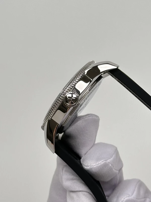 Breitling Heritage A1732024/B868/201S 6