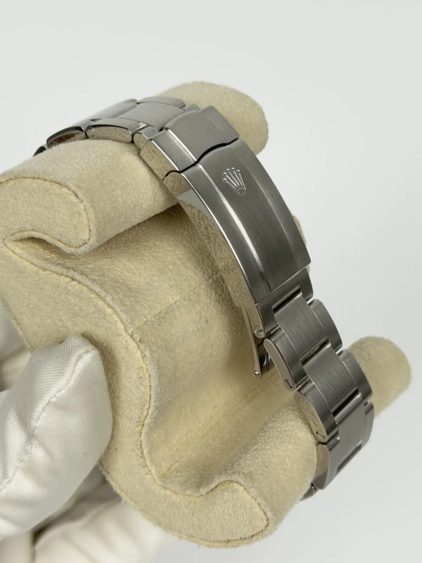 Rolex 36 mm Steel 126000-0015 4