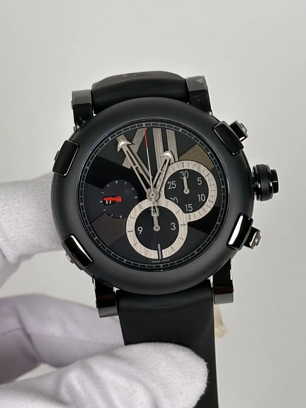 Romain Jerome CH.T.BBBB.00 3