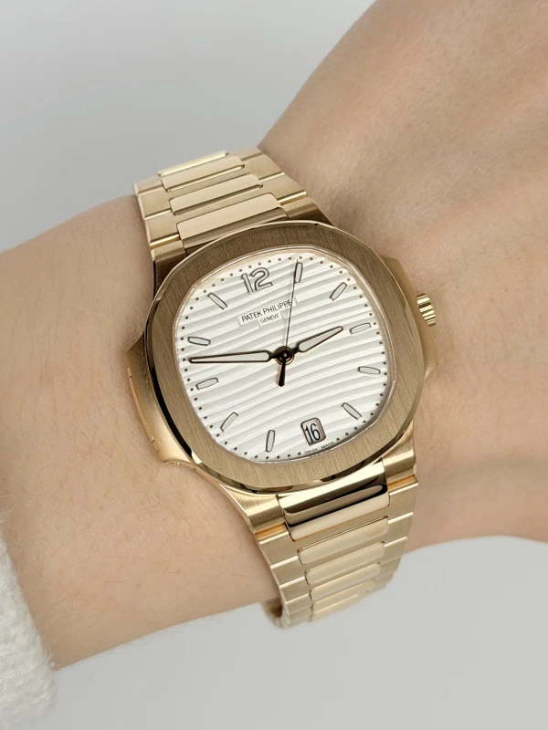 Patek Philippe Lady 7118 7118/1R-001 5