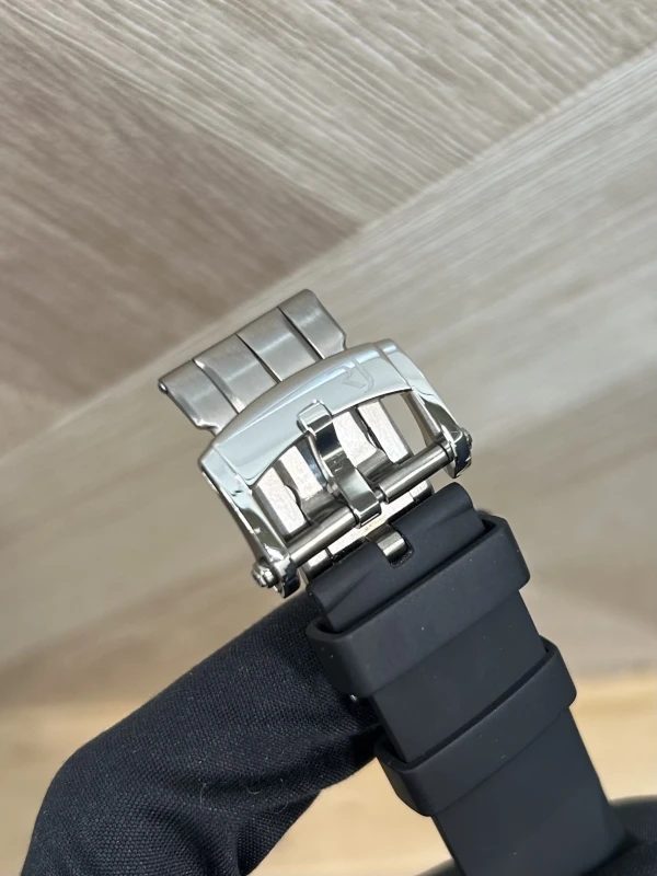 Romain Jerome RJ.V.AU.001.01 8