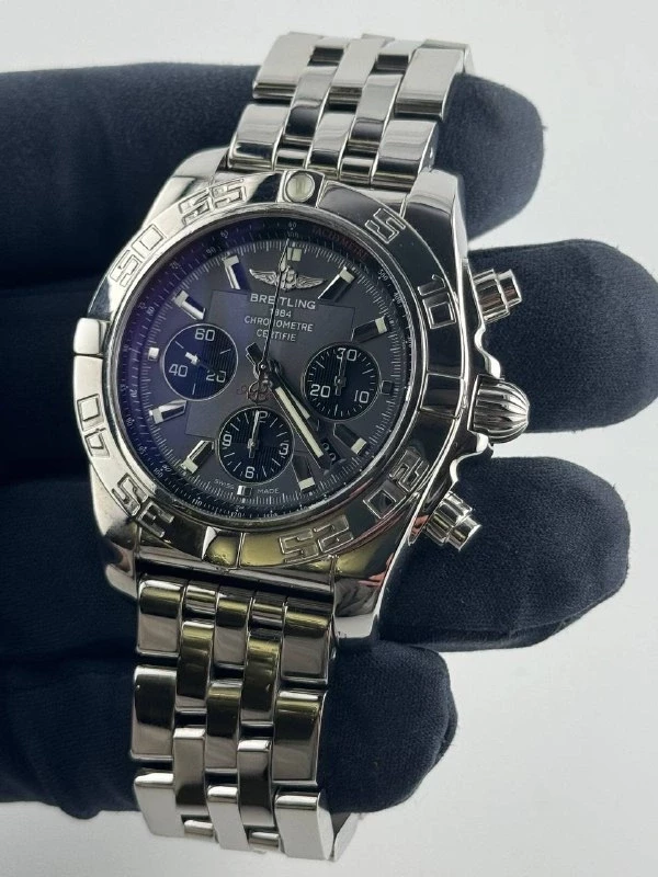 Breitling 44 mm AB011012/F546/375A 9