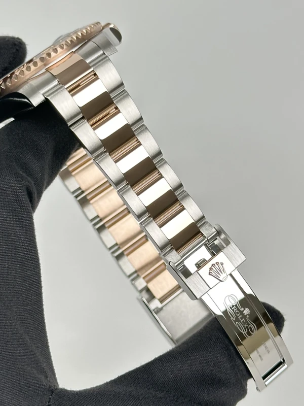 Rolex 40 mm, Oystersteel and Everose gold 126711CHNR-0002 6