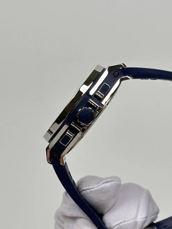 Hublot Steel Blue Diamonds 41mm 341.SX.7170.LR.1204 6