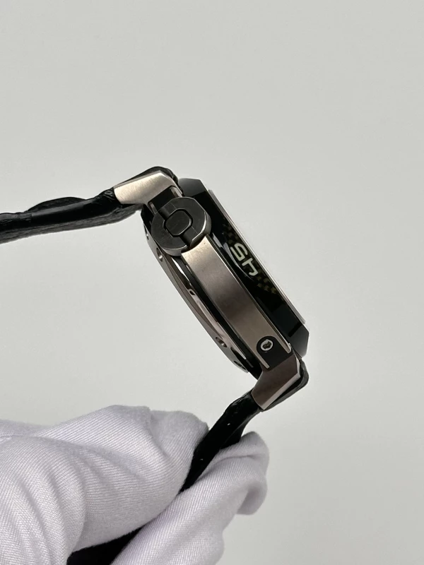 Clerc Carbon Tourbillion HY-GMT Carbon Tourbillion 5