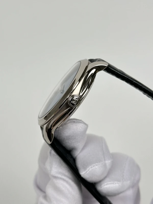 H. Moser & Cie Centre Seconds 1200-0215 6