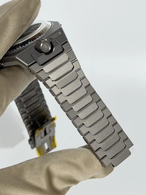 Urwerk SPACEMETER Dark UR-10 DARK 6