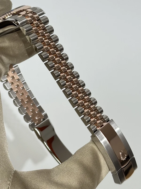 Rolex 36 mm, Oystersteel and Everose gold 126231-0015 3