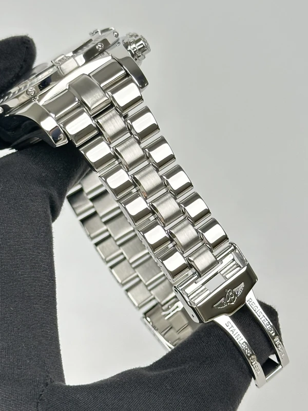 Breitling Super Avenger Automatic Chronograph A13370.BLACK.SSPROF 6