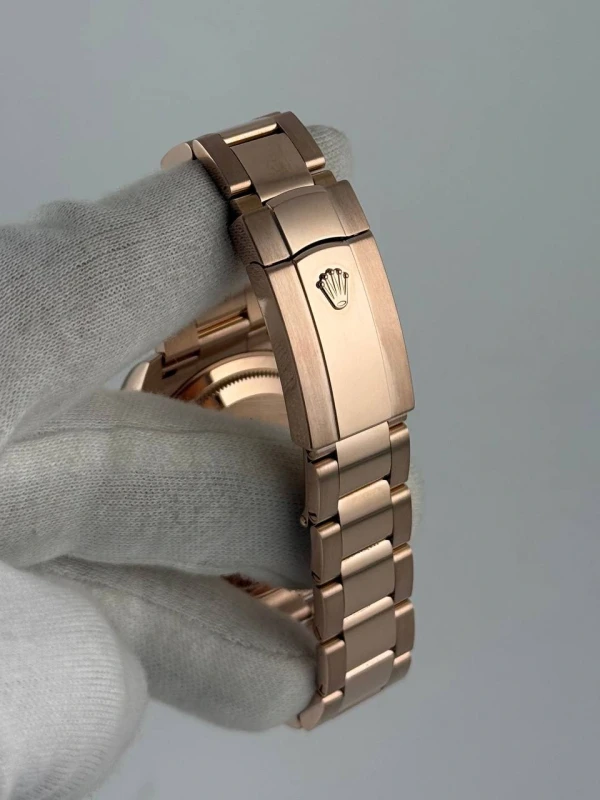 Rolex 42 mm, Everose gold 326935-0006 8