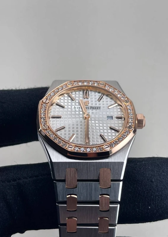 Audemars Piguet Quartz Steel and Gold 67651SR.ZZ.1261SR.01 4