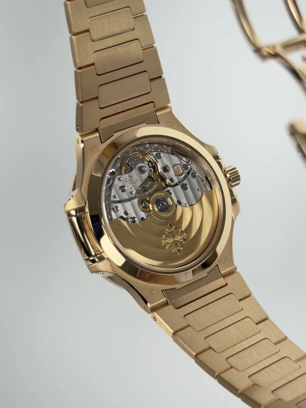Patek Philippe Lady 7118 7118/1300R-001 6