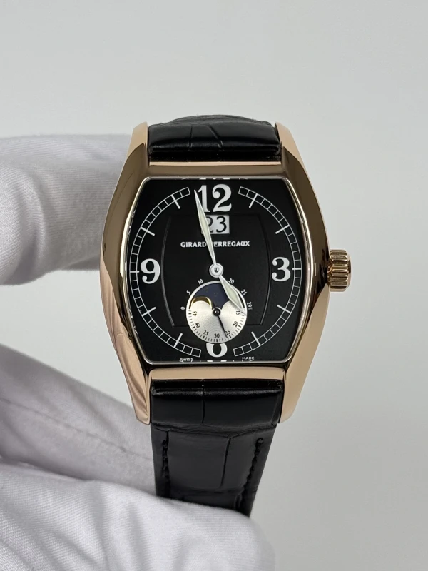 Girard Perregaux Richeville Large Date Moon-Phases 27600-52-681-BA6A 2