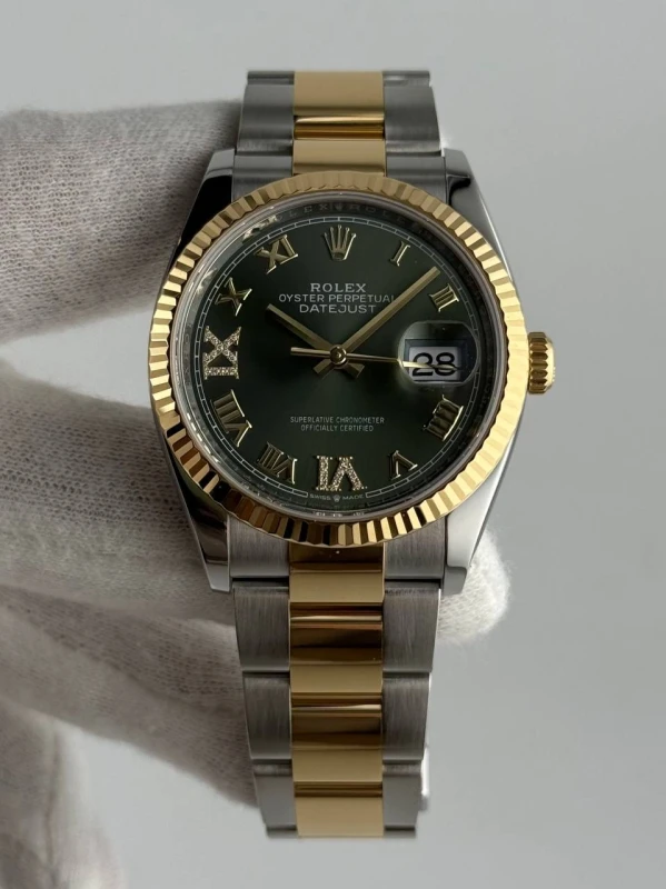 Rolex 36 mm, Oystersteel and yellow gold 126233-0026 2