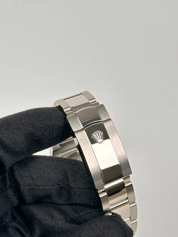 Rolex 41 mm, steel 126300-0007 7