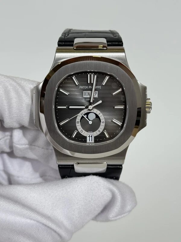 Patek Philippe 5726 5726A-001 2
