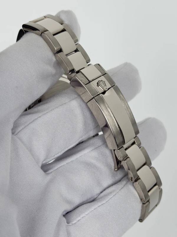 Rolex Cosmograph 40mm White Gold 126509-0001 3