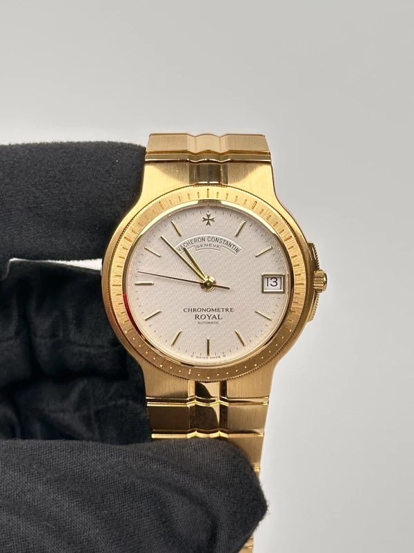 Vacheron Constantin 48020/967J 3