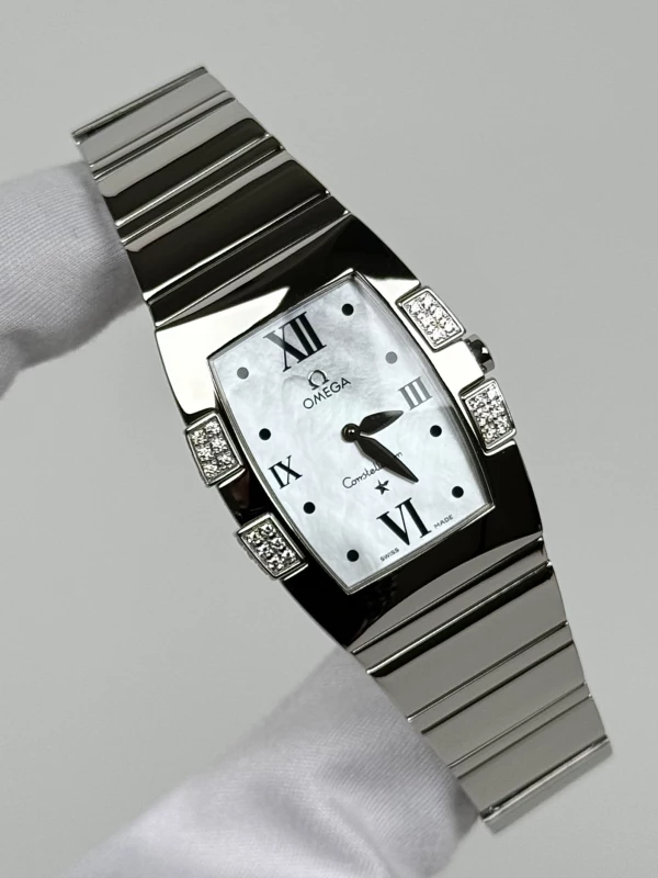 Omega 1586.70.00 2
