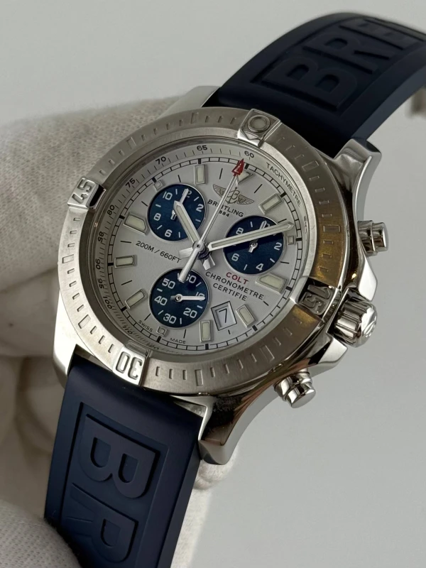 Breitling A7338811/G790 4