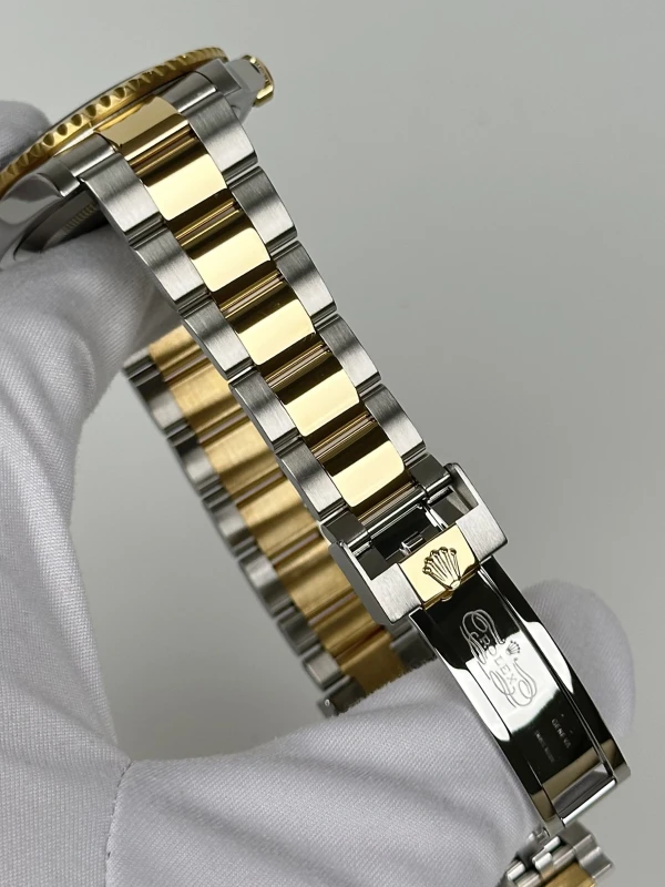 Rolex Date 41 mm Steel and Yellow Gold 126613lb-0002 6