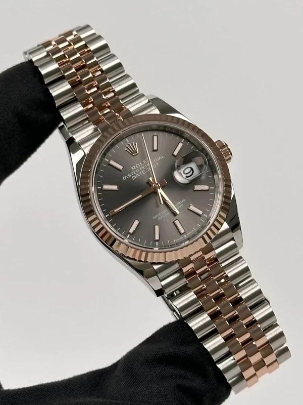 Rolex 36 mm, Oystersteel and Everose gold 126231-0013 2