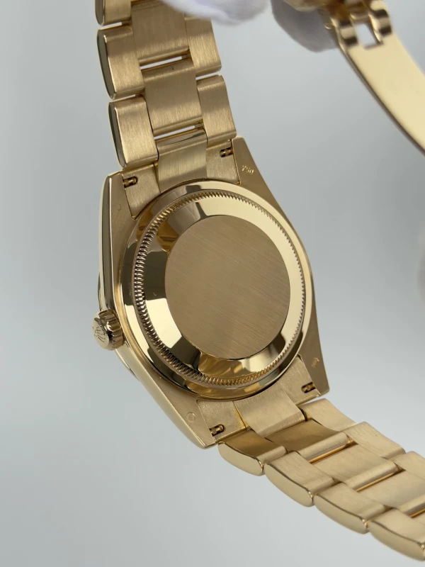 Rolex 36mm Yellow Gold 118208 chwap 4