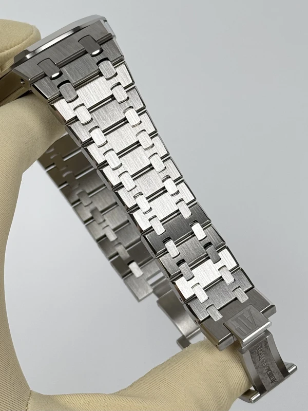 Audemars Piguet Selfwinding 41 mm 15400ST.OO.1220ST.02 5