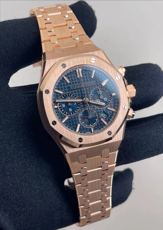 Audemars Piguet Royal Oak Selfwinding Chronograph 38 mm 26715OR.OO.1356OR.01 3