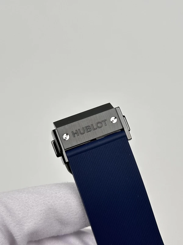 Hublot Automatic 45 mm 511.CM.7170.RX 8