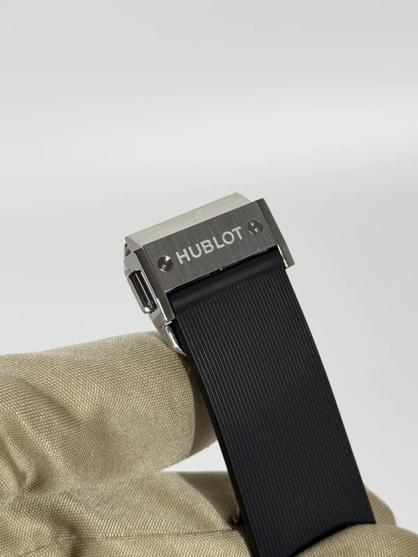 Hublot Chronograph 42 mm 541.NX.1171.RX 6