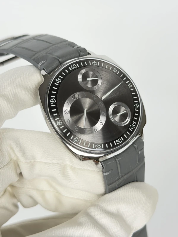 Ressence TYPE 1² Ruthenium 3