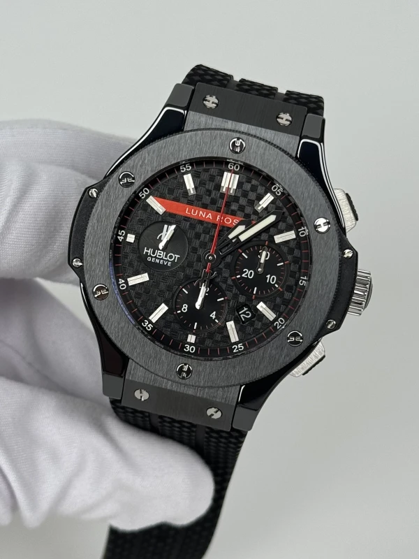 Hublot Limited Edition Luna Rossa 301.CM.131.RX.LUN06 4