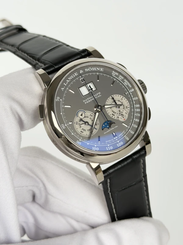 A. Lange & Sohne Perpetual 410.038 3